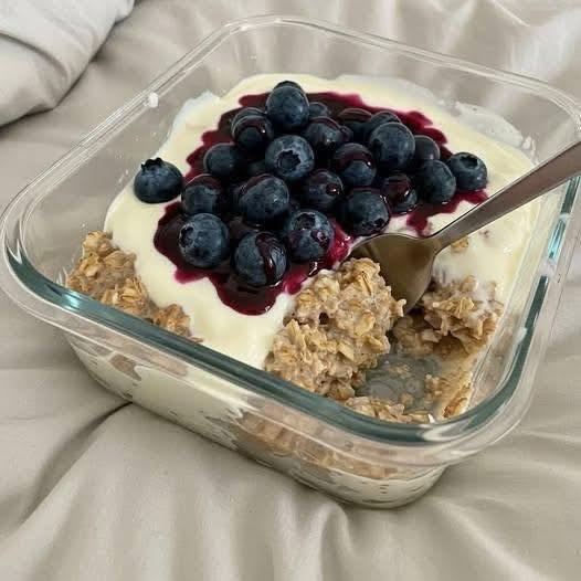 BLUEBERRY OVERNIGHT WEETABIX – Easy & Healthy Breakfast Recipe