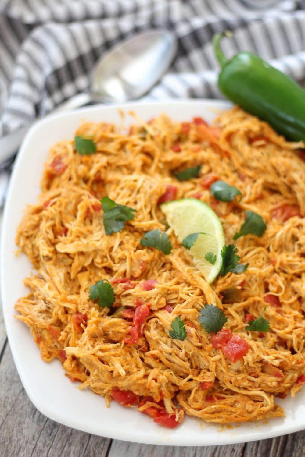 Crock Pot Mexican Shredded Chicken – Easy, Juicy & Flavor-Packed Slow Cooker Recipe