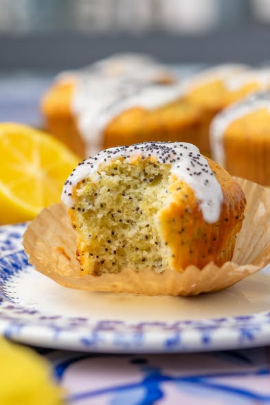 Sourdough Lemon Poppy Seed Muffins – Soft, Fresh & Bakery-Style Homemade Treat