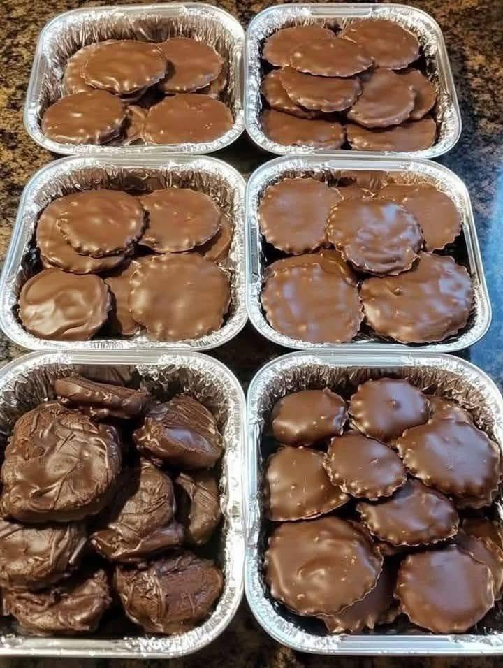 Homemade Turtle Candy with Pecans and Caramel