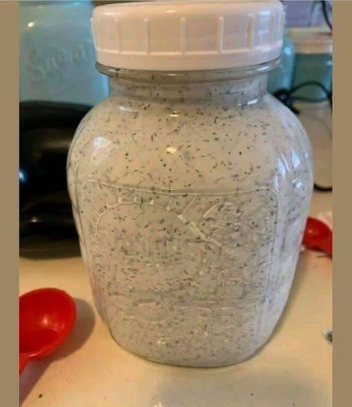 Homemade Ranch Dressing Recipe